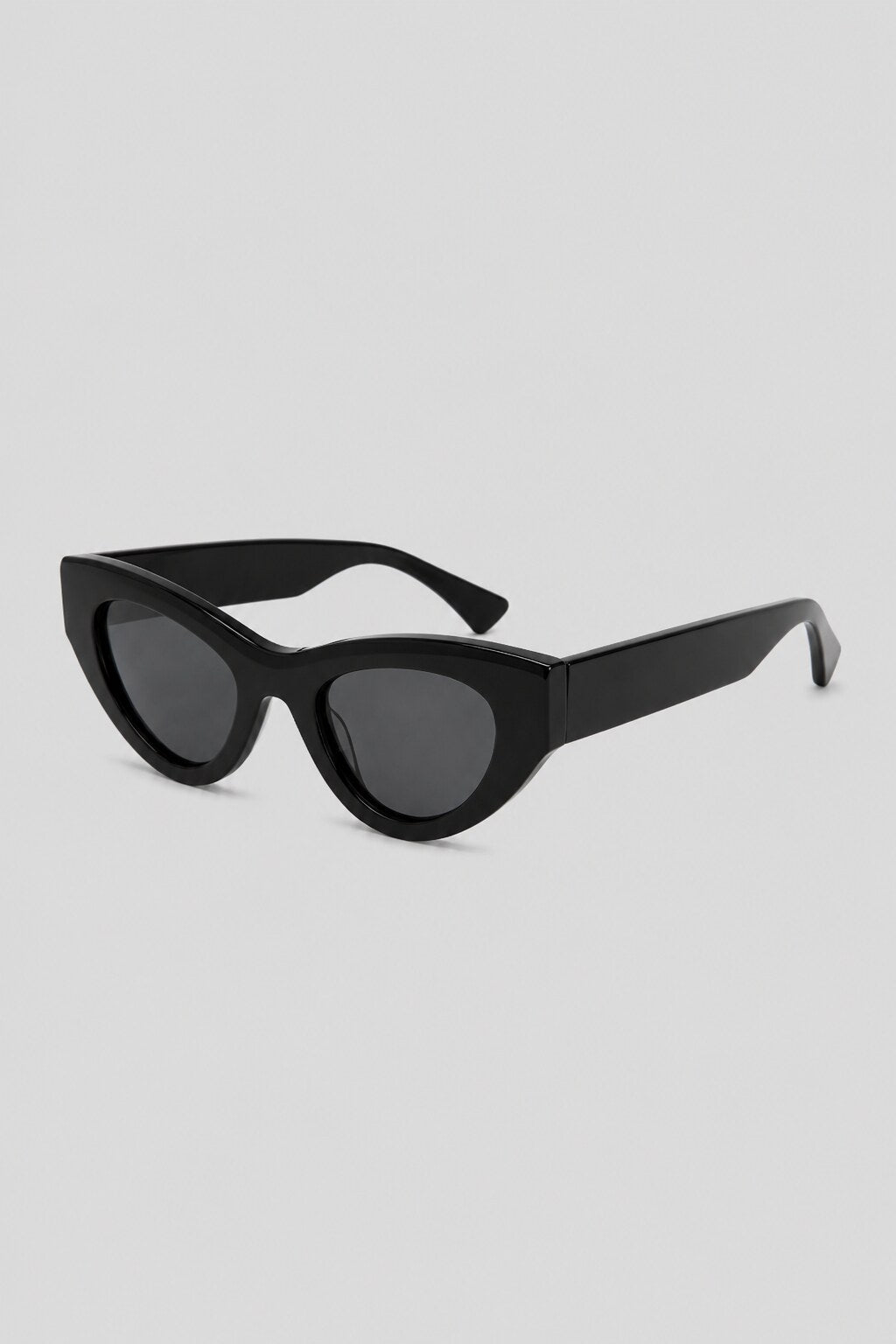 Olivier Marel Andermatt '37 black polarized cat-eye sunglasses, side profile, women's fit