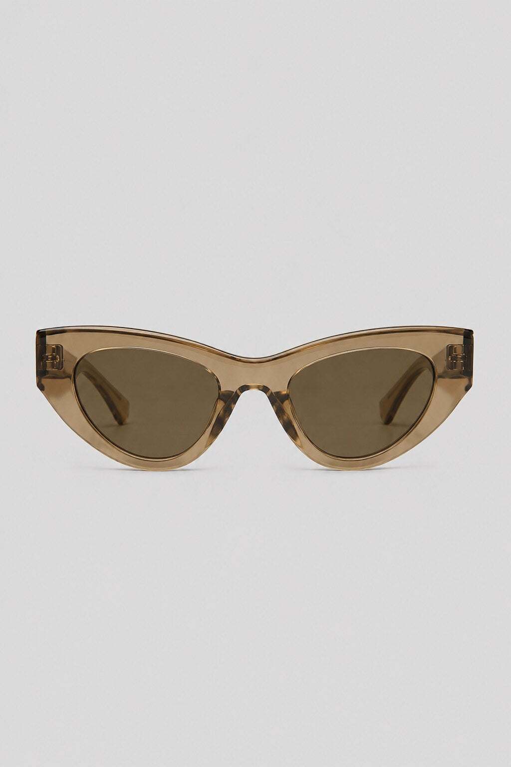 Olivier Marel Andermatt '37 brown polarized cat-eye sunglasses in acetate, front view
