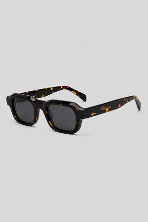 Olivier Marel Annecy '19 black polarized square sunglasses in acetate, front view