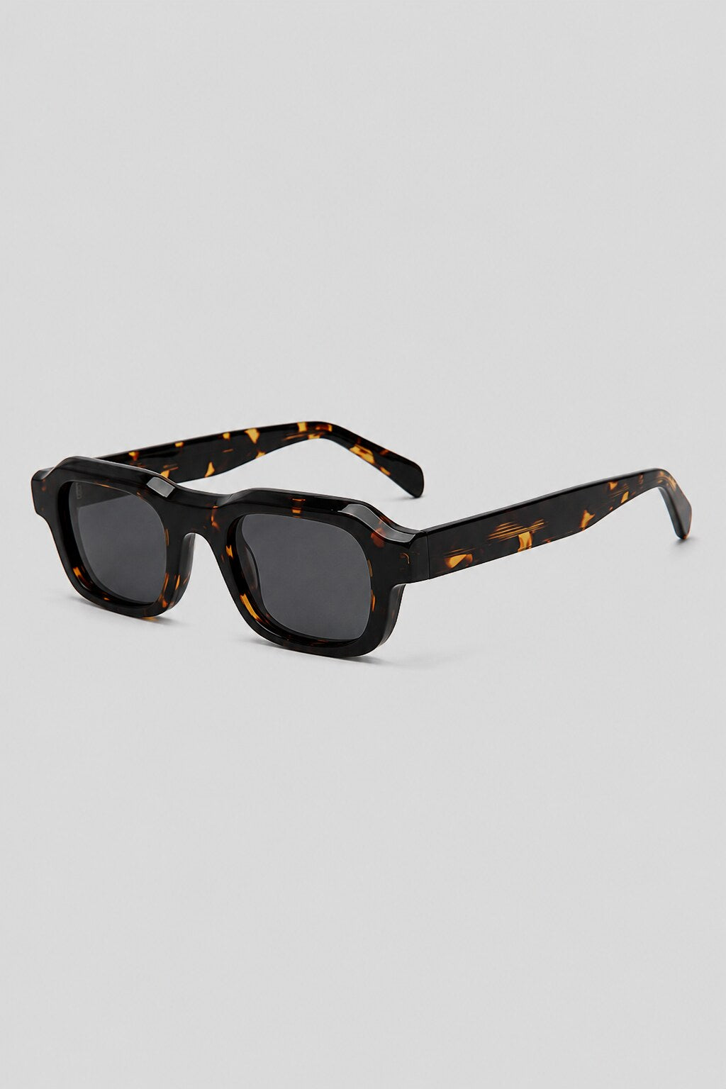 Olivier Marel Annecy '19 black polarized square sunglasses in acetate, front view