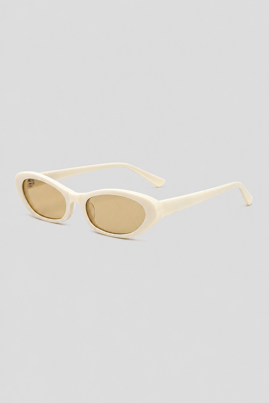 Olivier Marel Bregenz '86 cream polarized oval sunglasses, side profile, women's fit