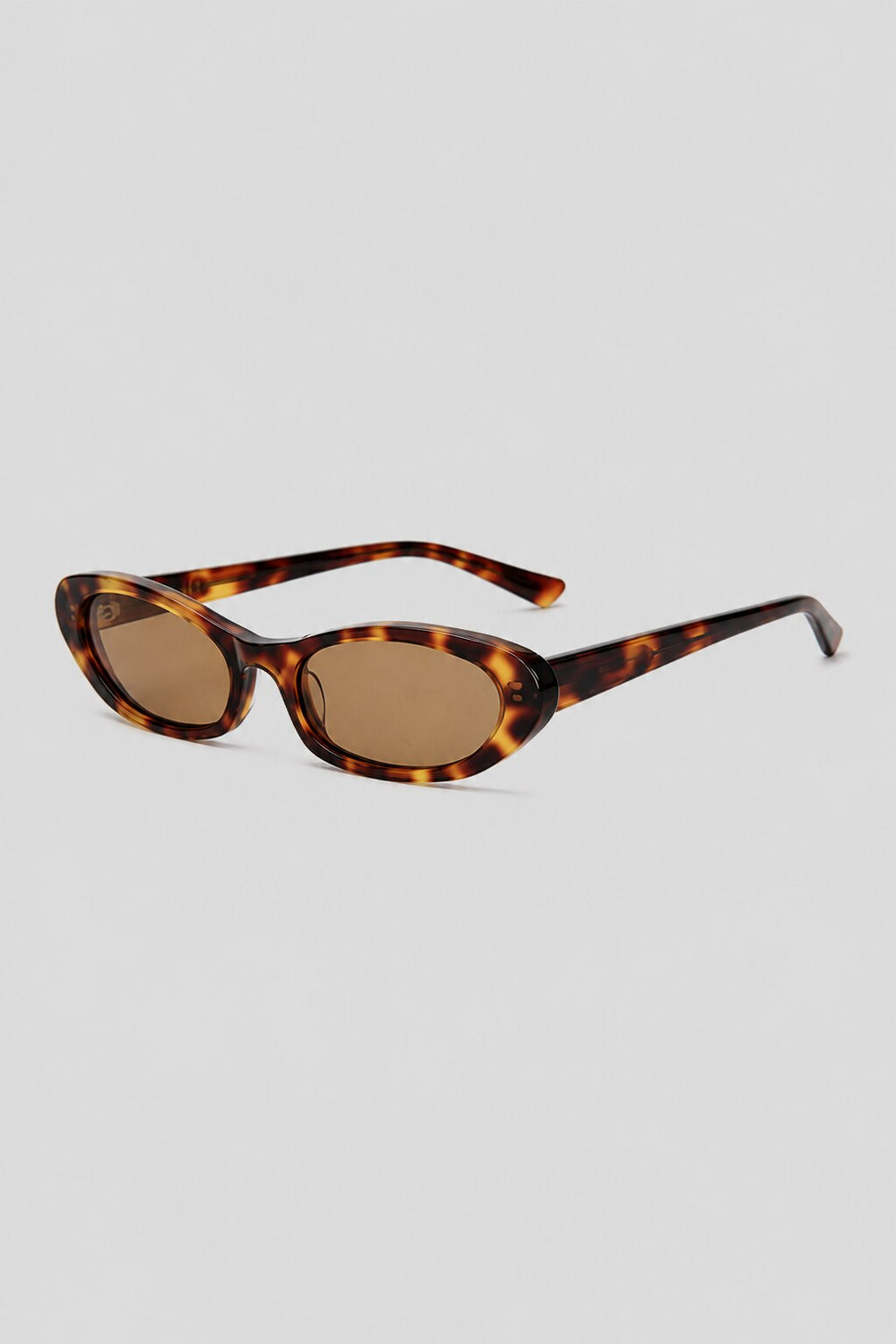 Olivier Marel Bregenz '86 tortoiseshell polarized oval sunglasses, side profile, women's fit