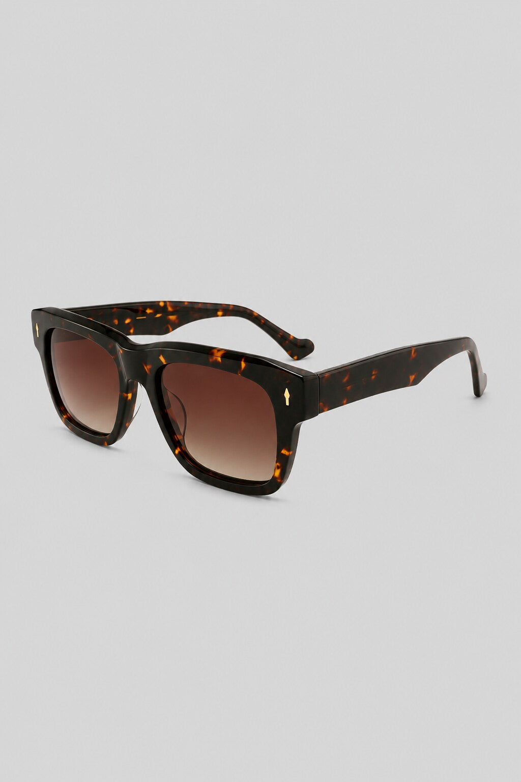 Olivier Marel Cascais '70 tortoiseshell square sunglasses, side profile, unisex fit