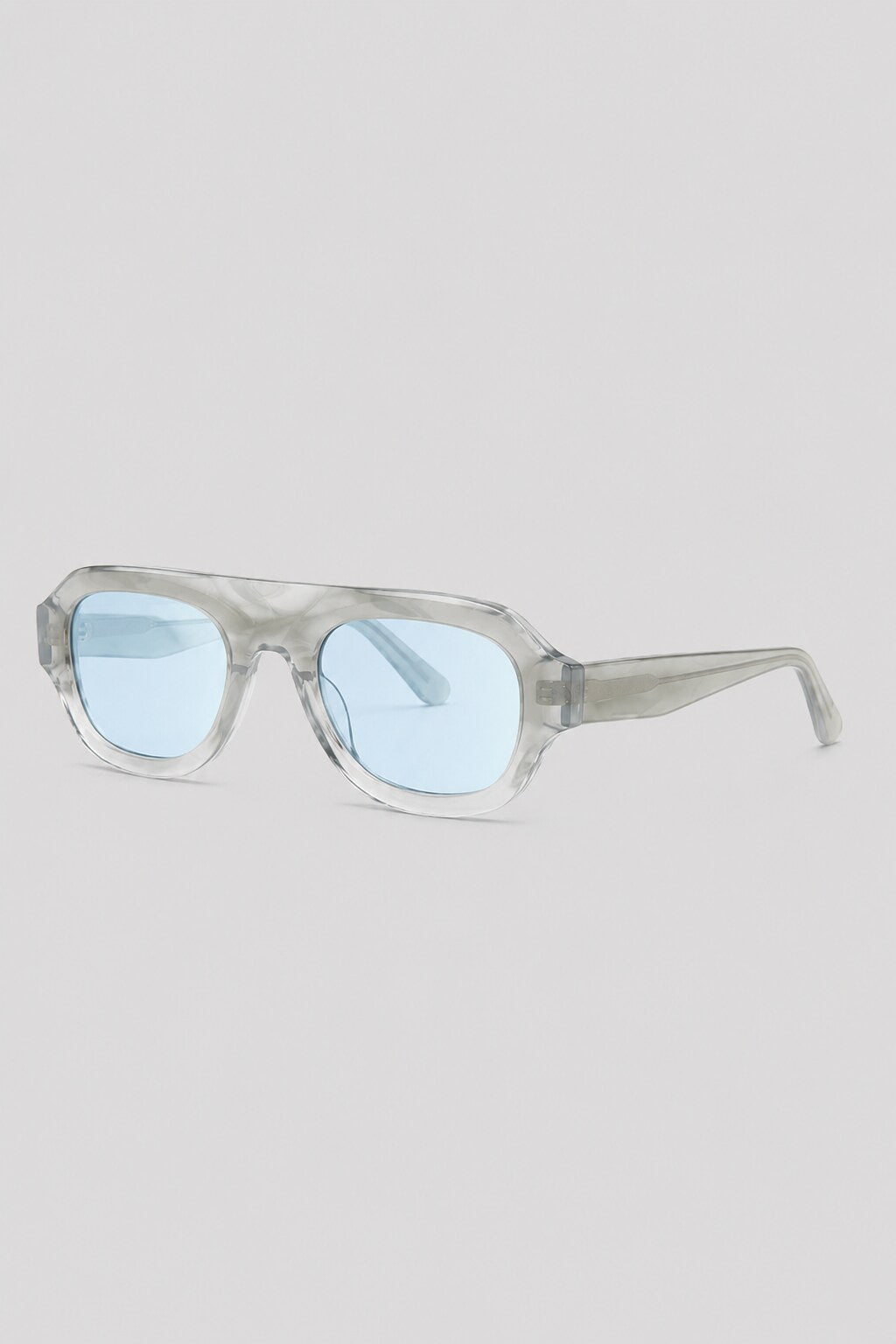 Olivier Marel Cassis '67 blue polarized oval sunglasses, side profile, women's fit