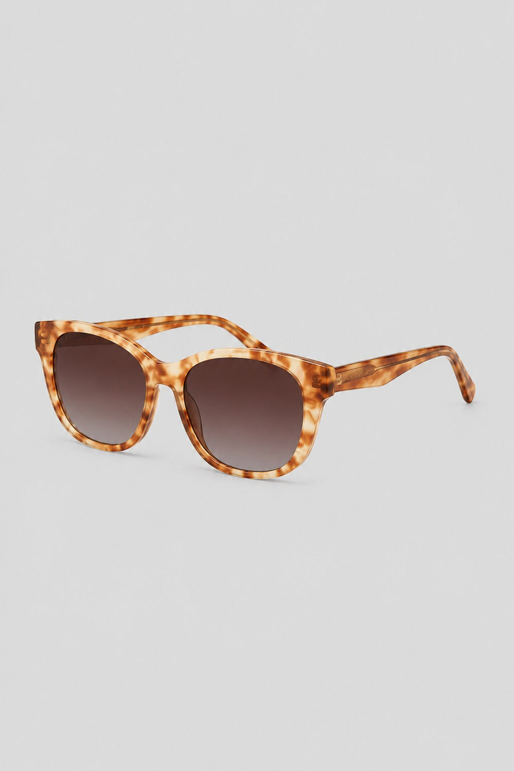 Olivier Marel Courchevel '75 black polarized cat-eye sunglasses in acetate, front view