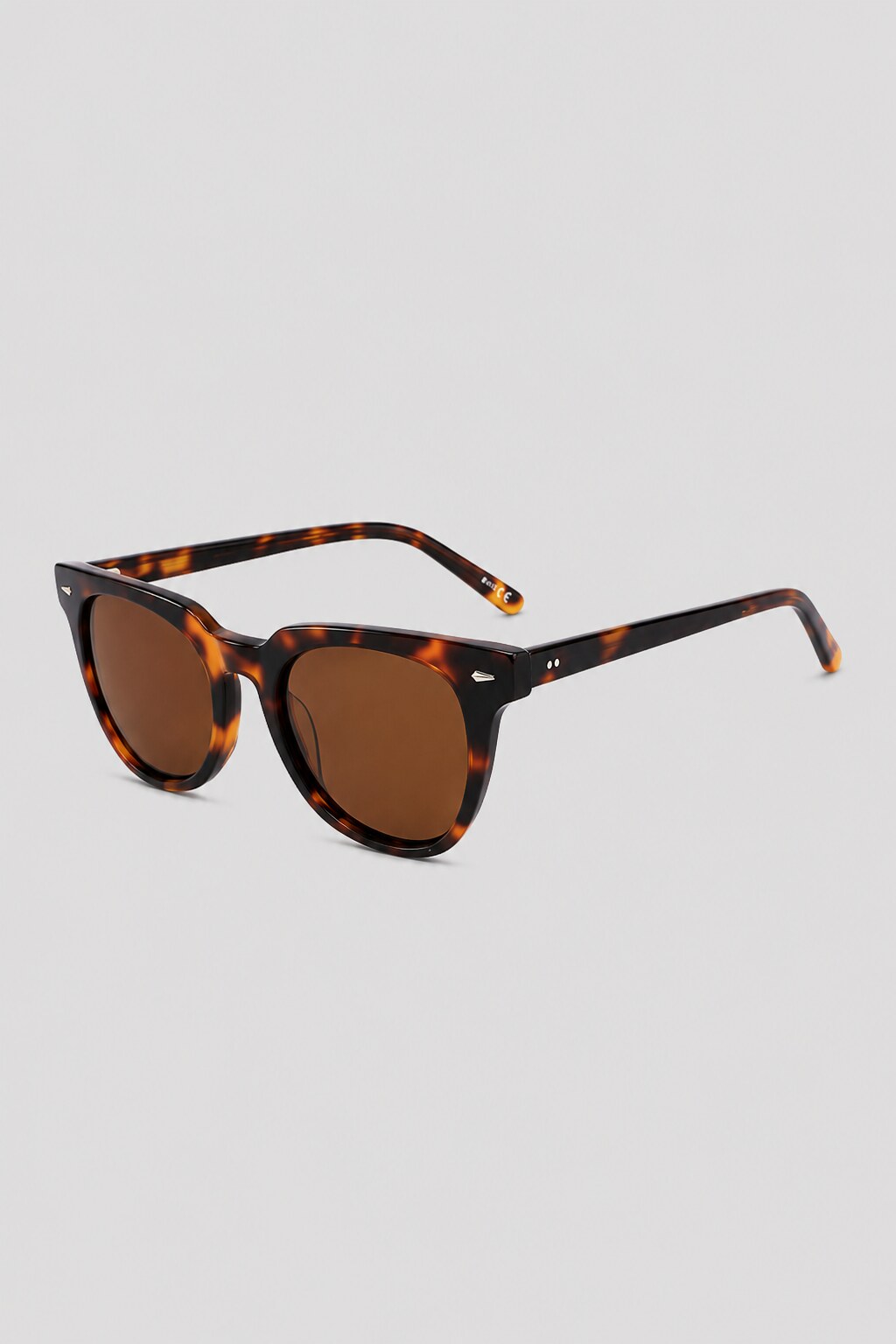 Olivier Marel Granada '38 tortoiseshell round sunglasses, side profile, unisex fit
