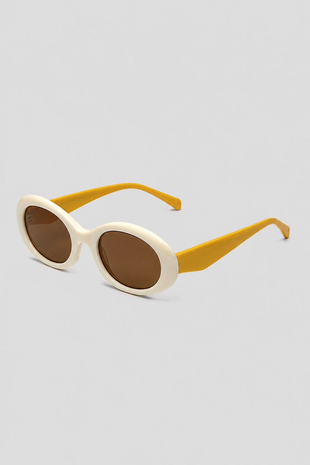 Olivier Marel Gstaad '25 cream polarized oval sunglasses, side profile, women's fit