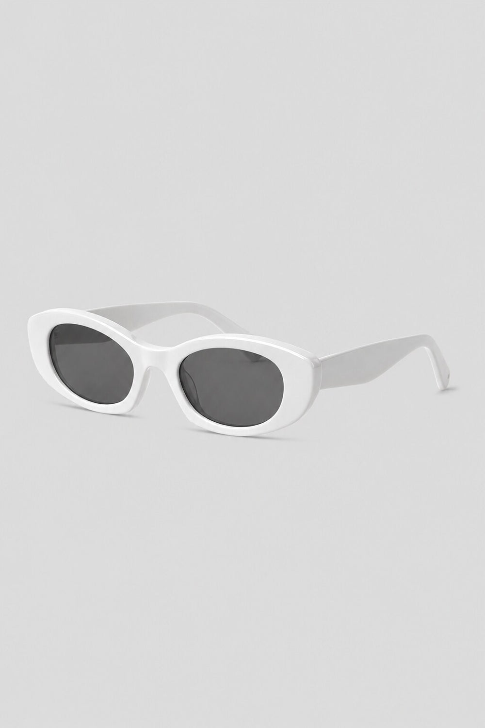 Olivier Marel Ibiza '39 white polarized oval sunglasses, side profile, women's fit