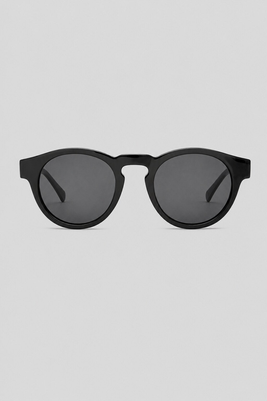 Olivier Marel Lugano '96 black polarized round sunglasses in acetate, front view
