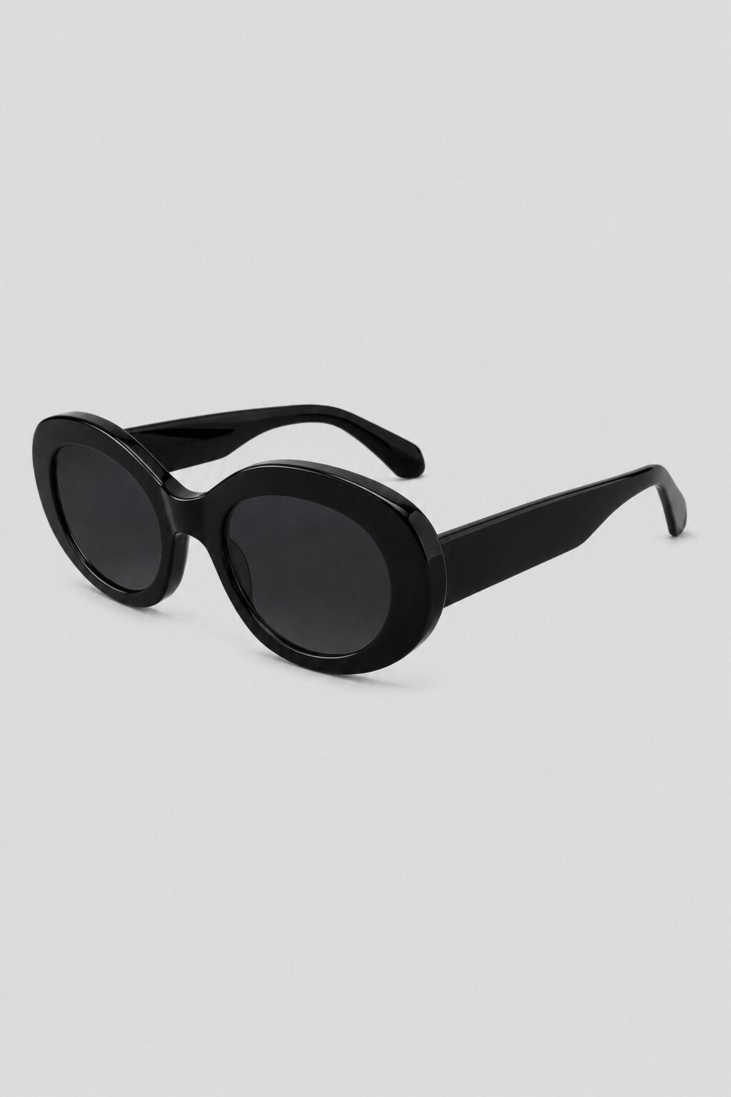 Olivier Marel Malaga '17 black oval sunglasses, side profile, women's fit