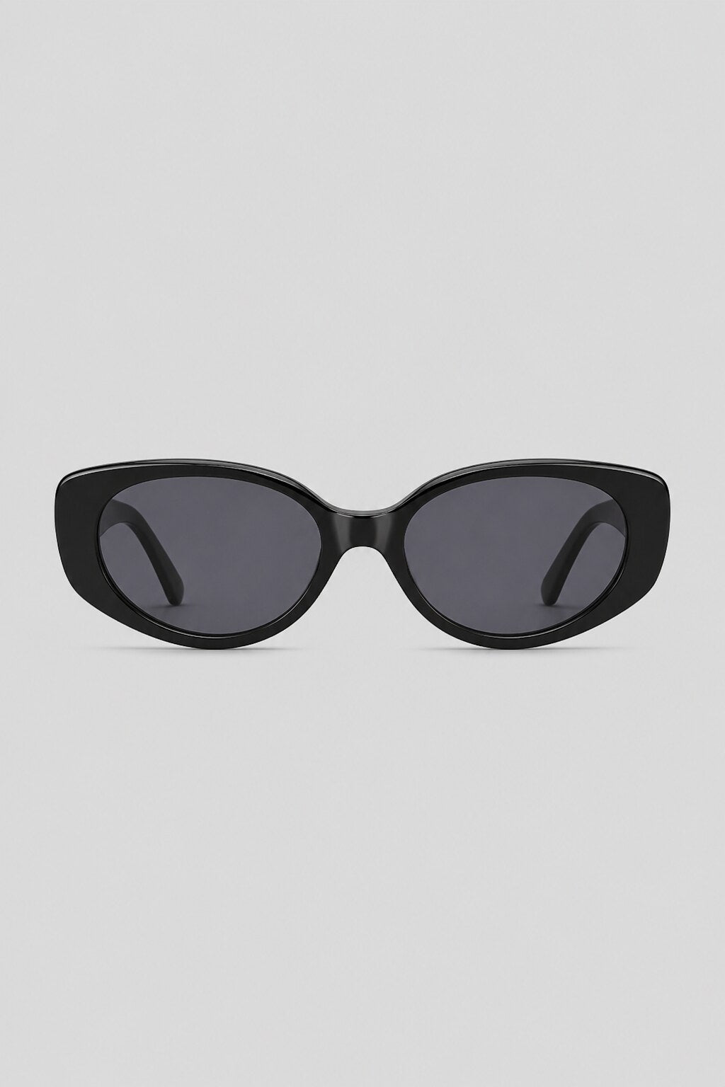 Olivier Marel Megeve '40 black polarized oval sunglasses in acetate, front view