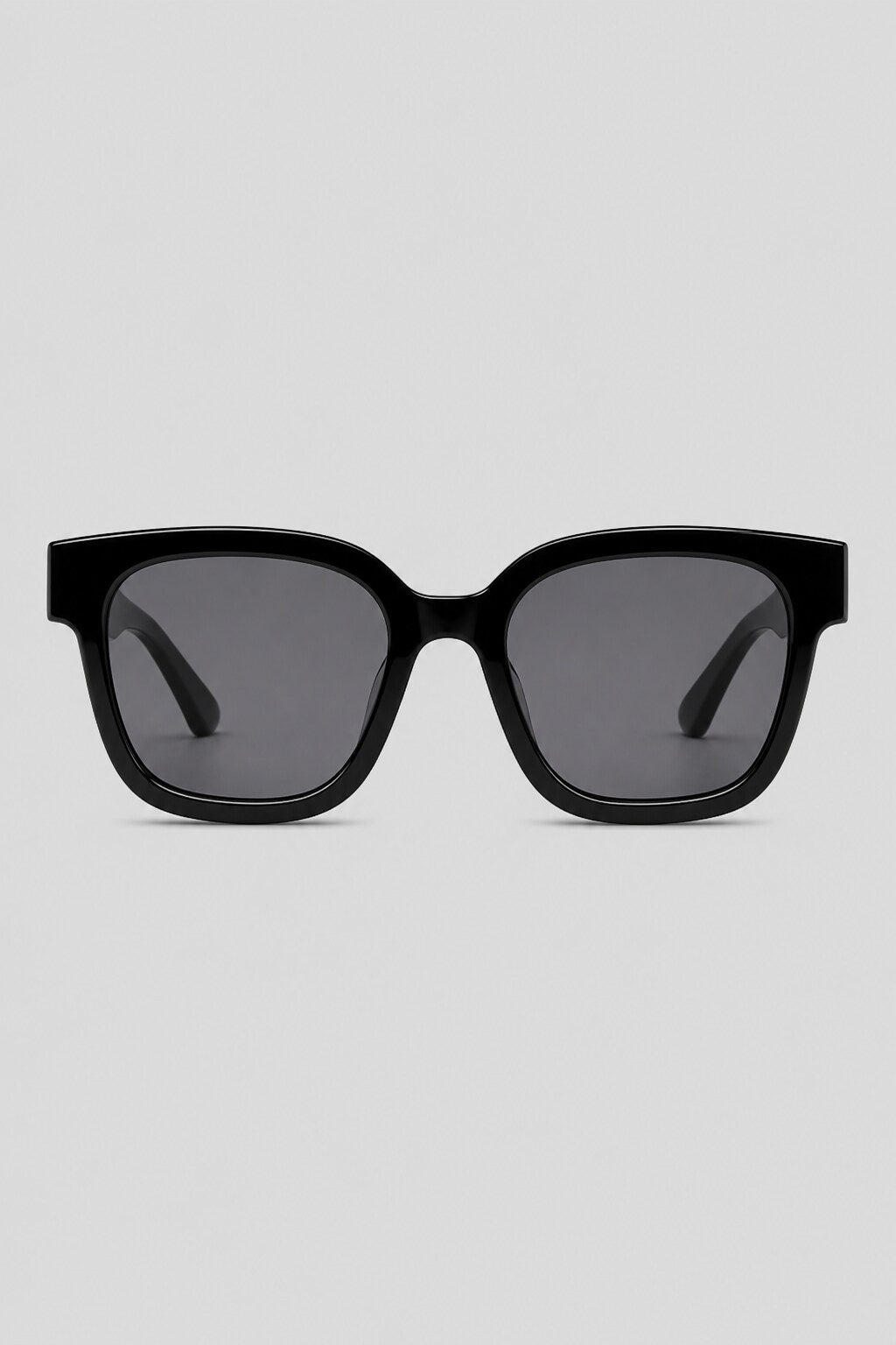Olivier Marel Naxos '46 black polarized square sunglasses in acetate, front view