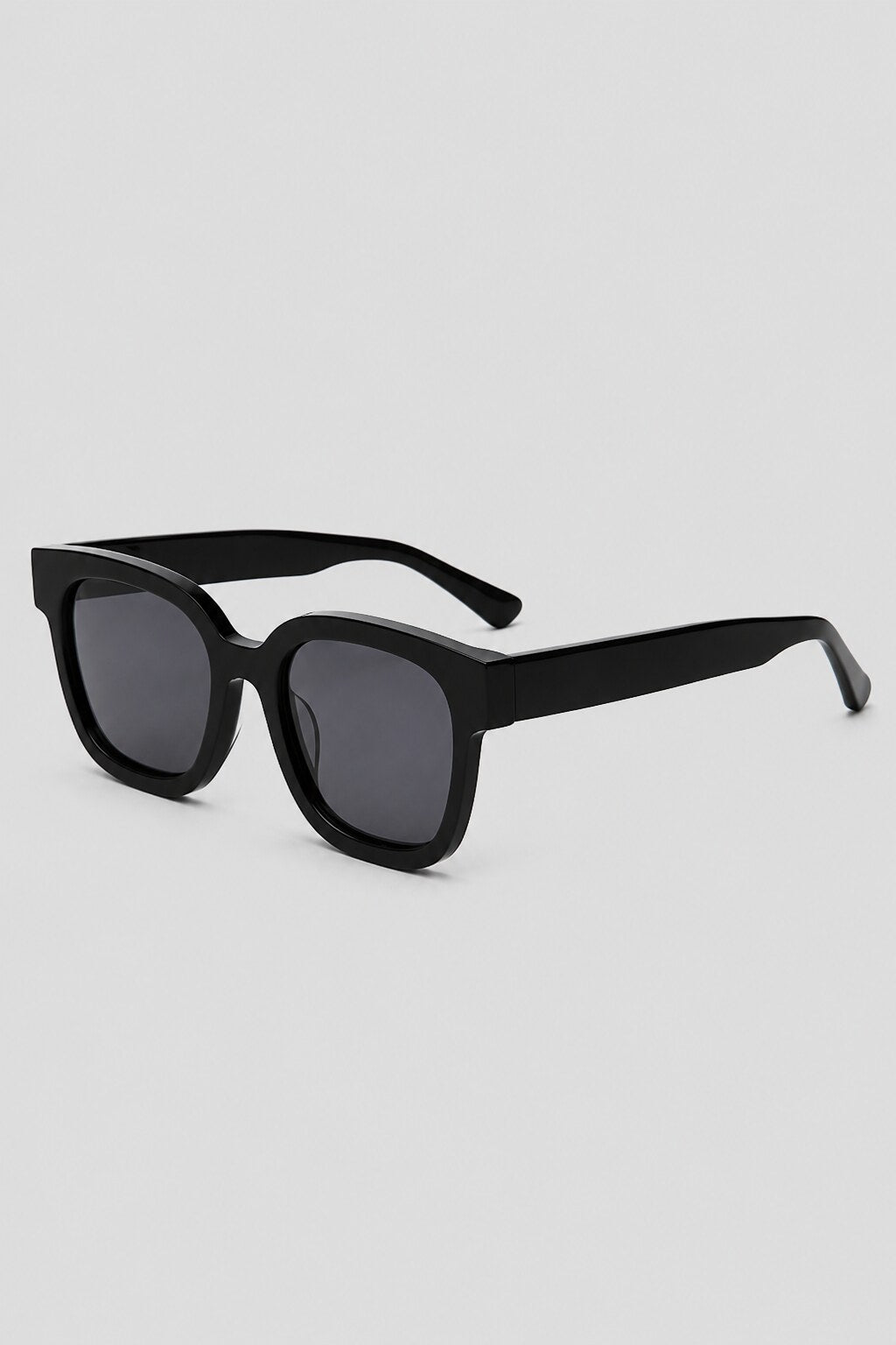 Olivier Marel Naxos '46 black polarized square sunglasses, side profile, unisex fit