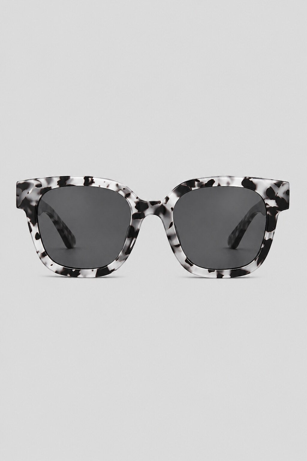 Olivier Marel Naxos '46 gray tortoise polarized square sunglasses in acetate, front view