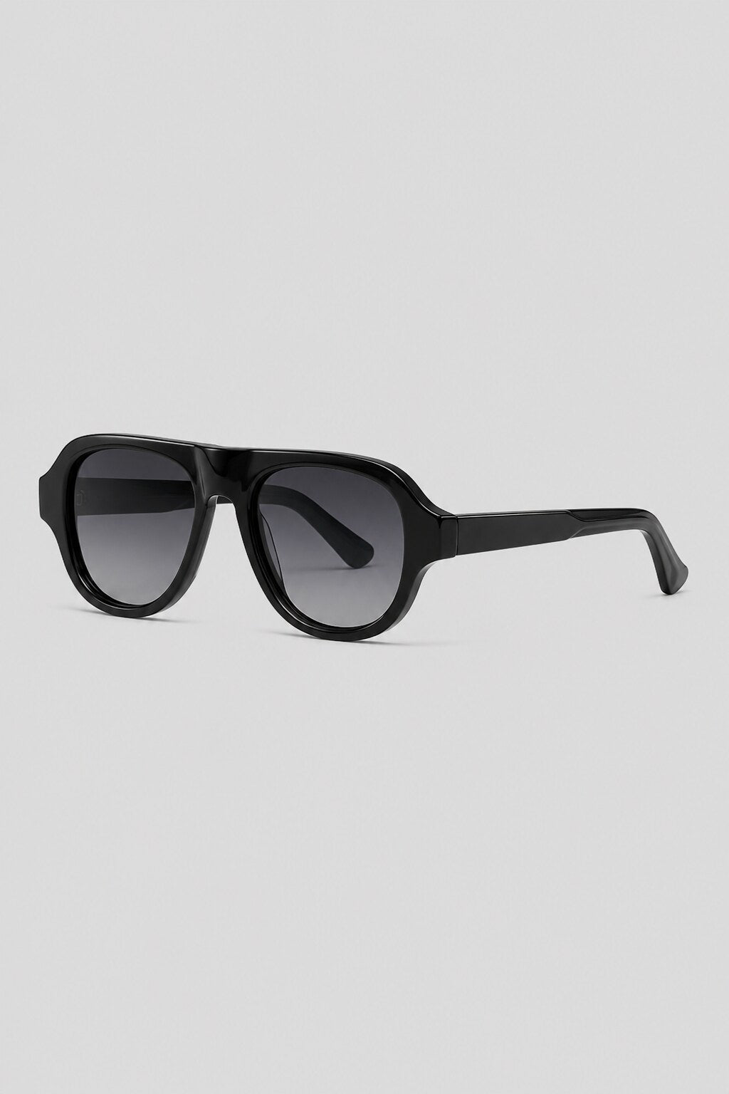 Olivier Marel Rimini '08 black polarized aviator sunglasses, side profile, men's fit