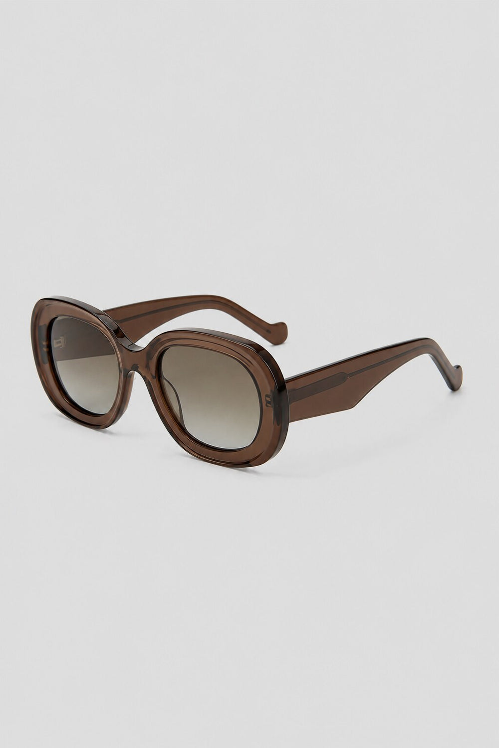 Olivier Marel Salzburg '68 brown polarized oval sunglasses, side profile, women's fit