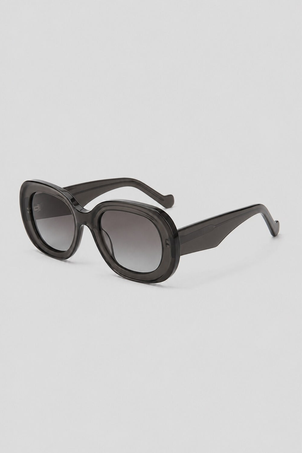 Olivier Marel Salzburg '68 gray polarized oval sunglasses, side profile, women's fit