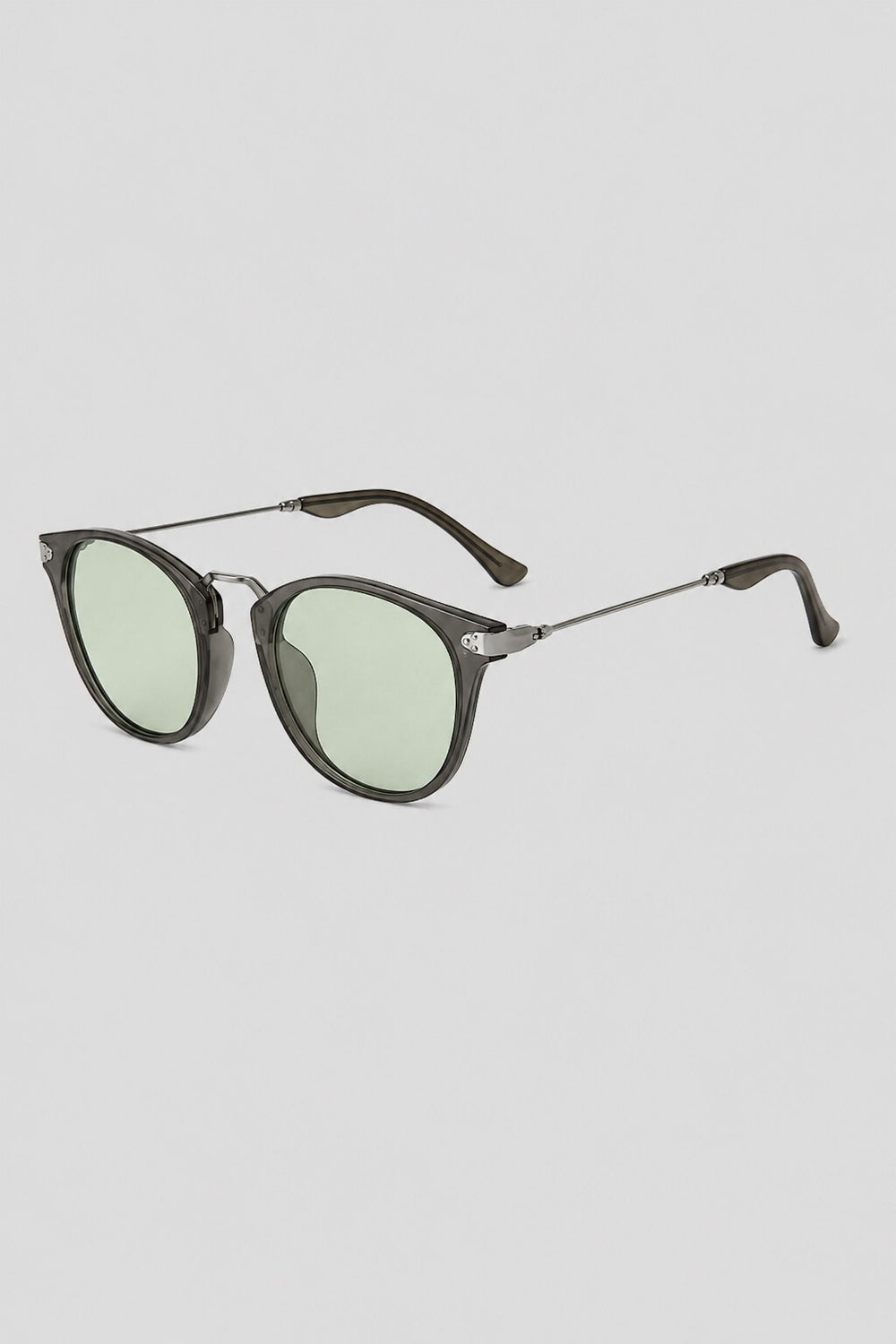 Olivier Marel Sanremo '73 green polarized round sunglasses, side profile, unisex fit