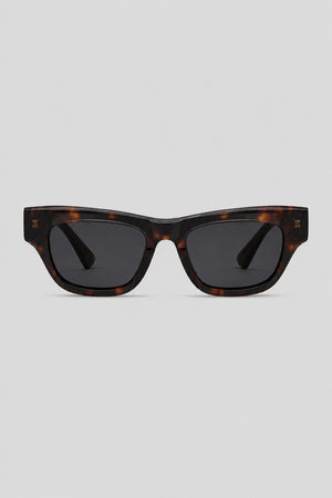 Olivier Marel Seefeld '64 brown polarized square sunglasses in acetate, front view
