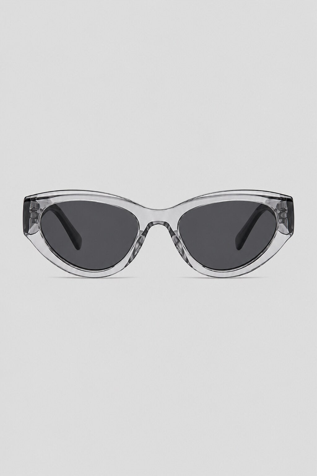 Olivier Marel Sitges '74 gray polarized cat-eye sunglasses in acetate, front view