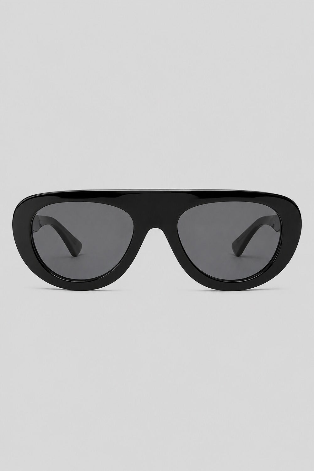 Olivier Marel Sorrento '93 black polarized oval sunglasses in acetate, front view