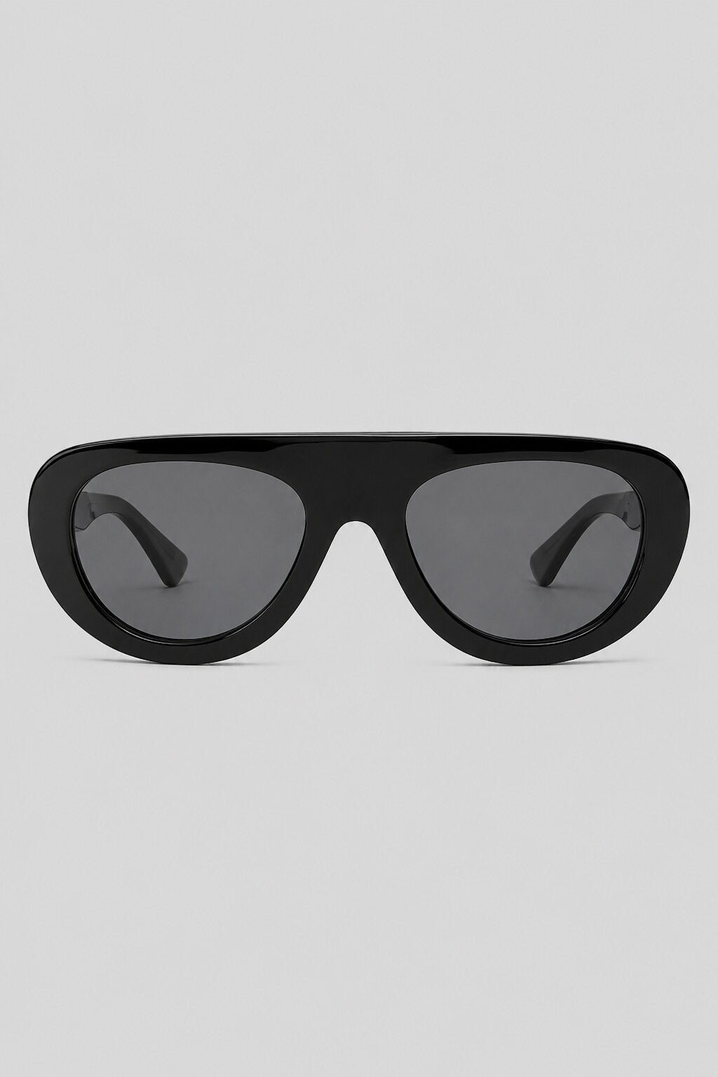 Olivier Marel Sorrento '93 black polarized oval sunglasses in acetate, front view