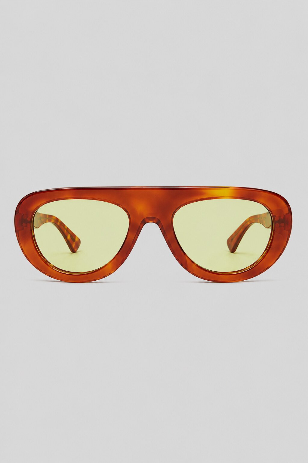 Olivier Marel Sorrento '93 yellow polarized oval sunglasses in acetate, front view