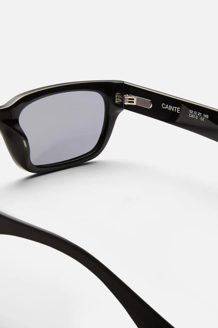 Sunglasses test boys