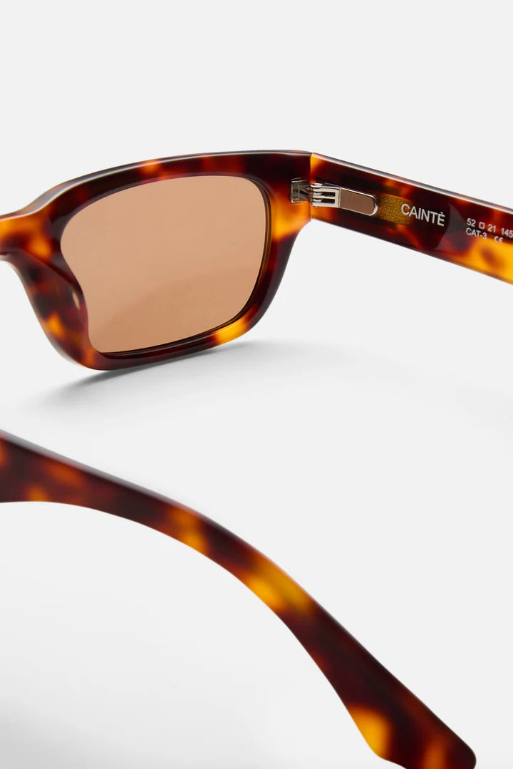 Sunglasses test boys