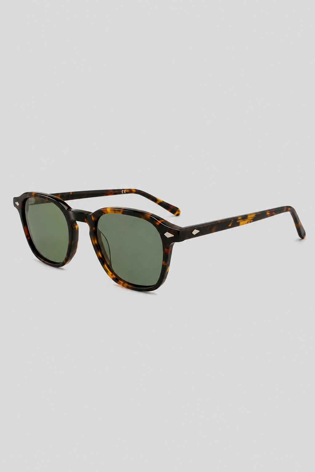 Olivier Marel Taormina '99 tortoiseshell round sunglasses, side profile, unisex fit
