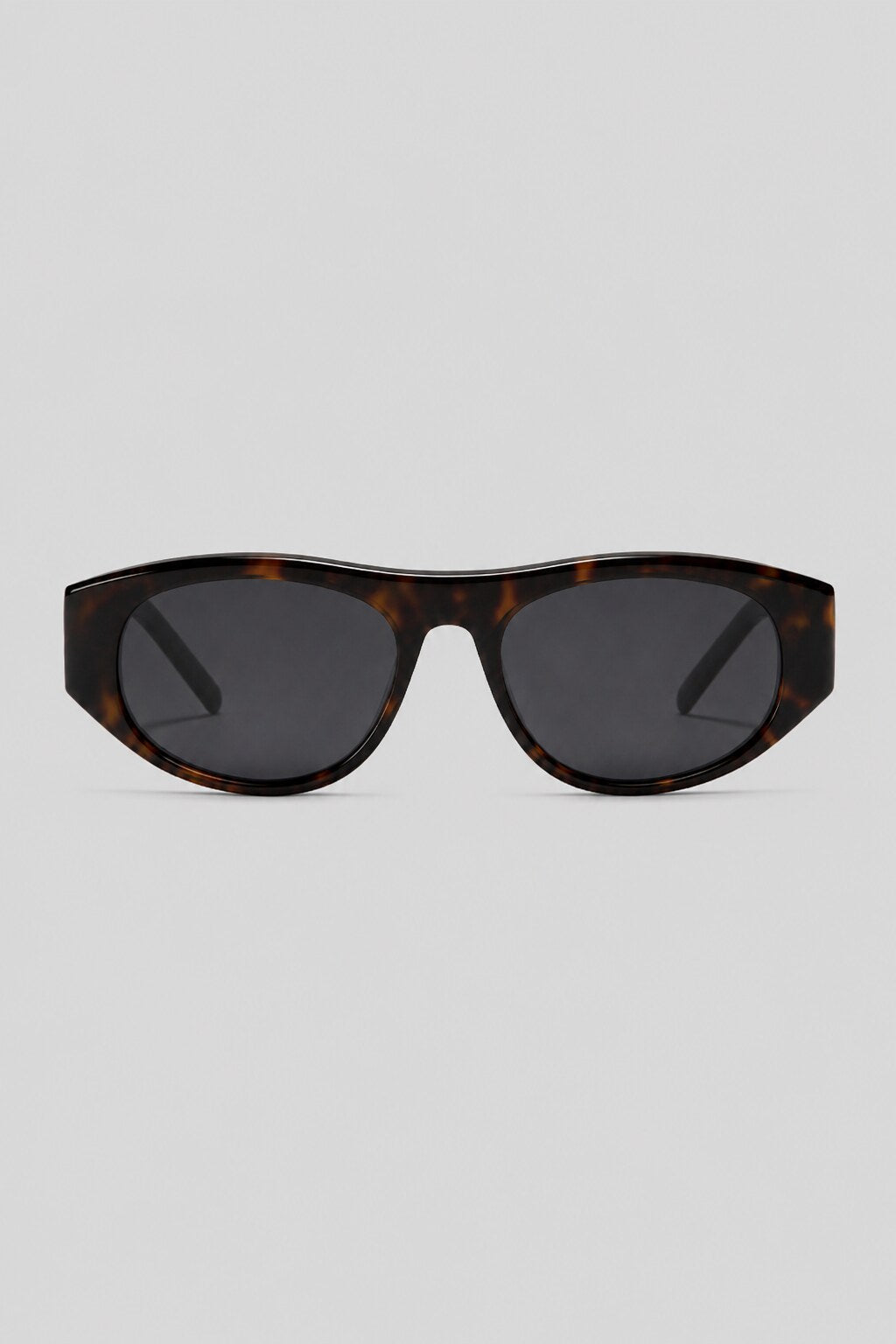 Olivier Marel Tignes '28 black polarized oval sunglasses, side profile, women's fit