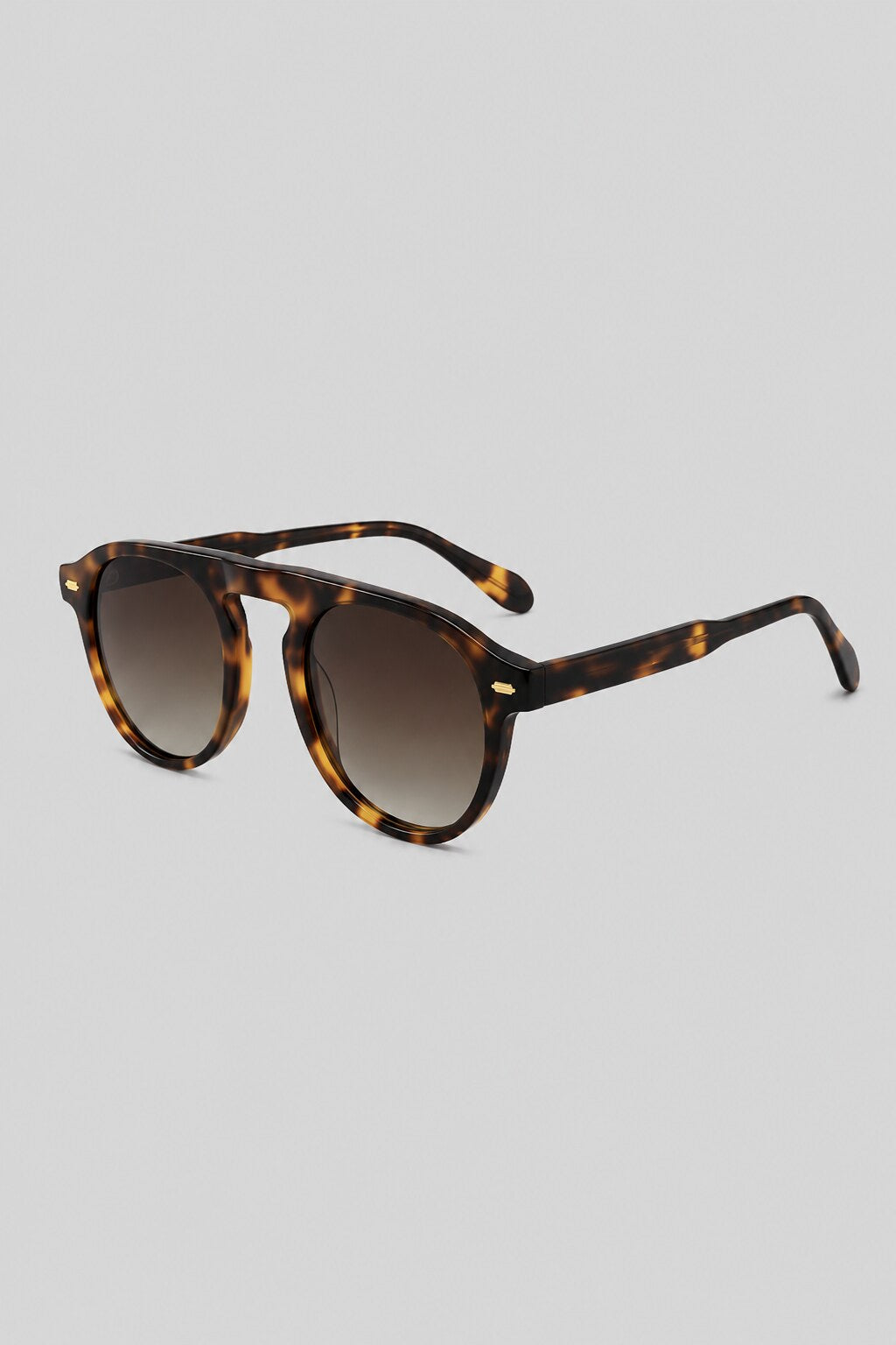 Olivier Marel Verbier '89 tortoiseshell round sunglasses, side profile, unisex fit